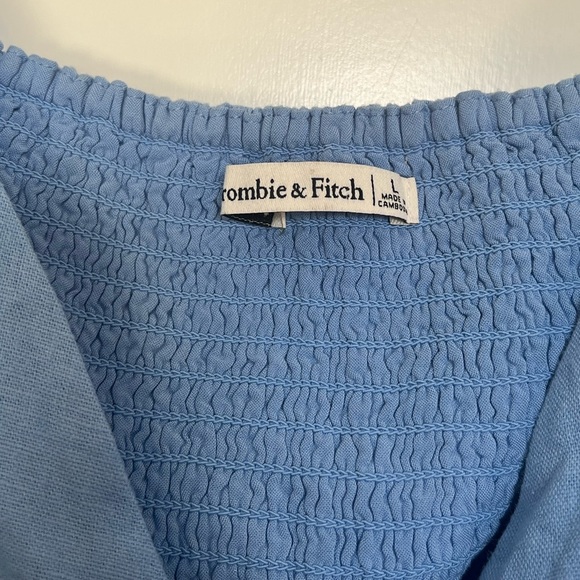 Abercrombie & Fitch Blue Linen Cropped Top (Large) - Picture 3 of 4